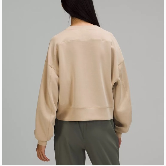 LULULEMON PERFECTLY OVERSIZED CROPPED CREW-TRENCH - Picture 7 of 13